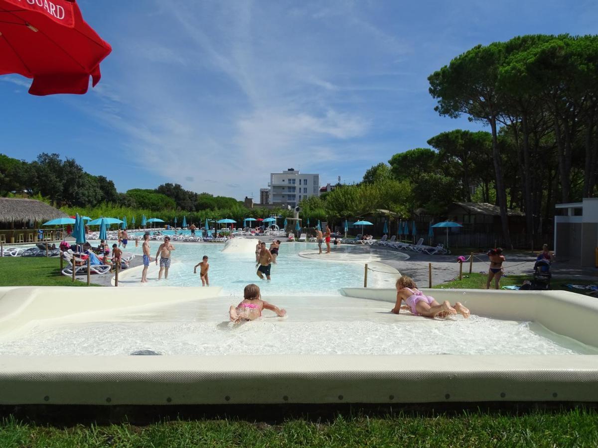 Estivo Premium Deluxe Mobile Homes On Camping Malibu Beach Lido di Jesolo Exterior photo