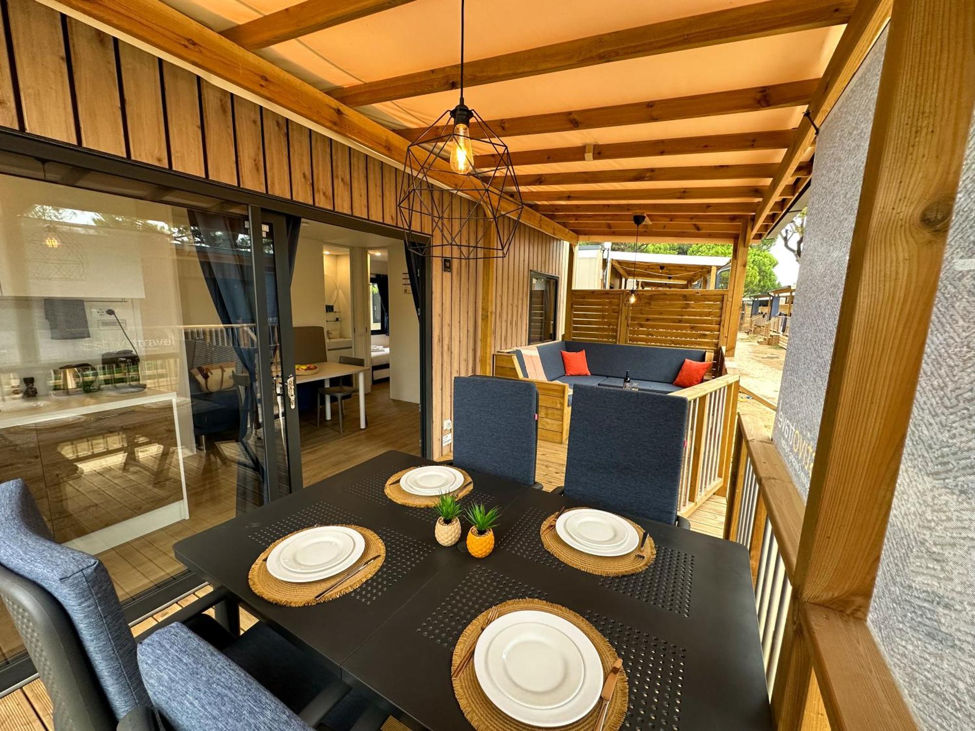 Estivo Premium Deluxe Mobile Homes On Camping Malibu Beach Lido di Jesolo Exterior photo